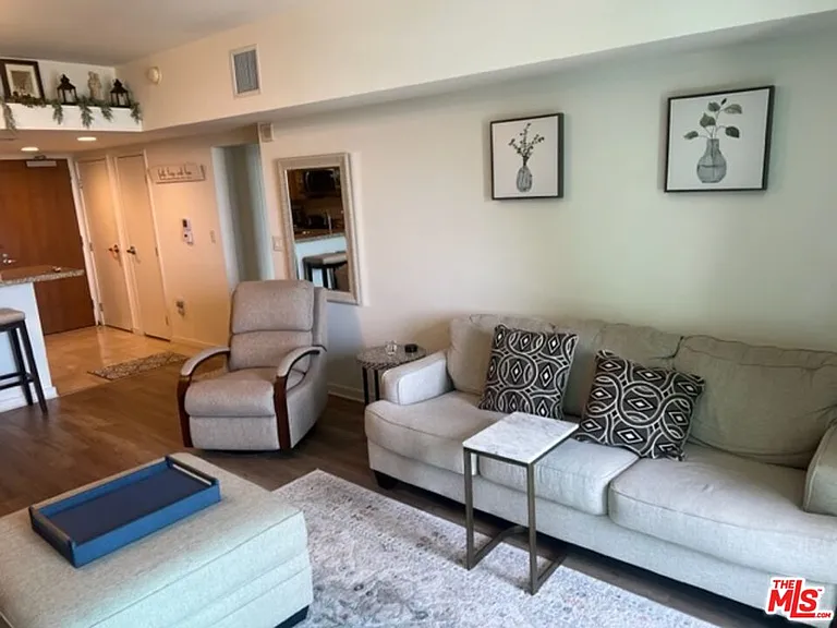 13700 Marina Pointe Dr #1114 — Photo 25