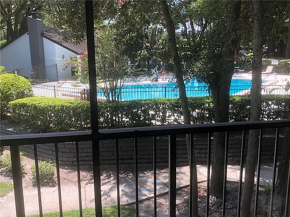 2nd image of 184 Riverbend 202 Dr