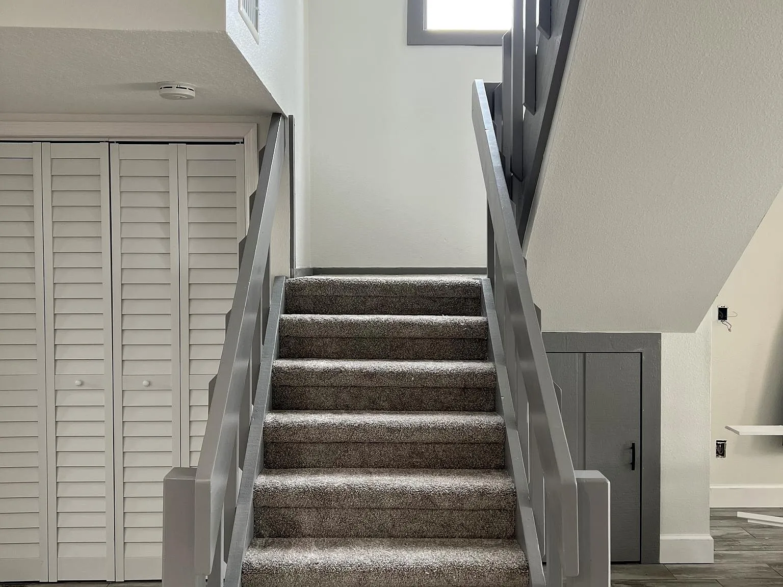 2 bed, 2.5 bath, 1336 sqft, $2,200 — Photo 3