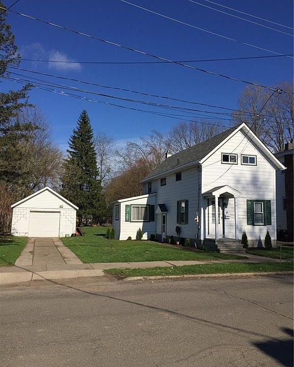 1st image of 11 Franklin St