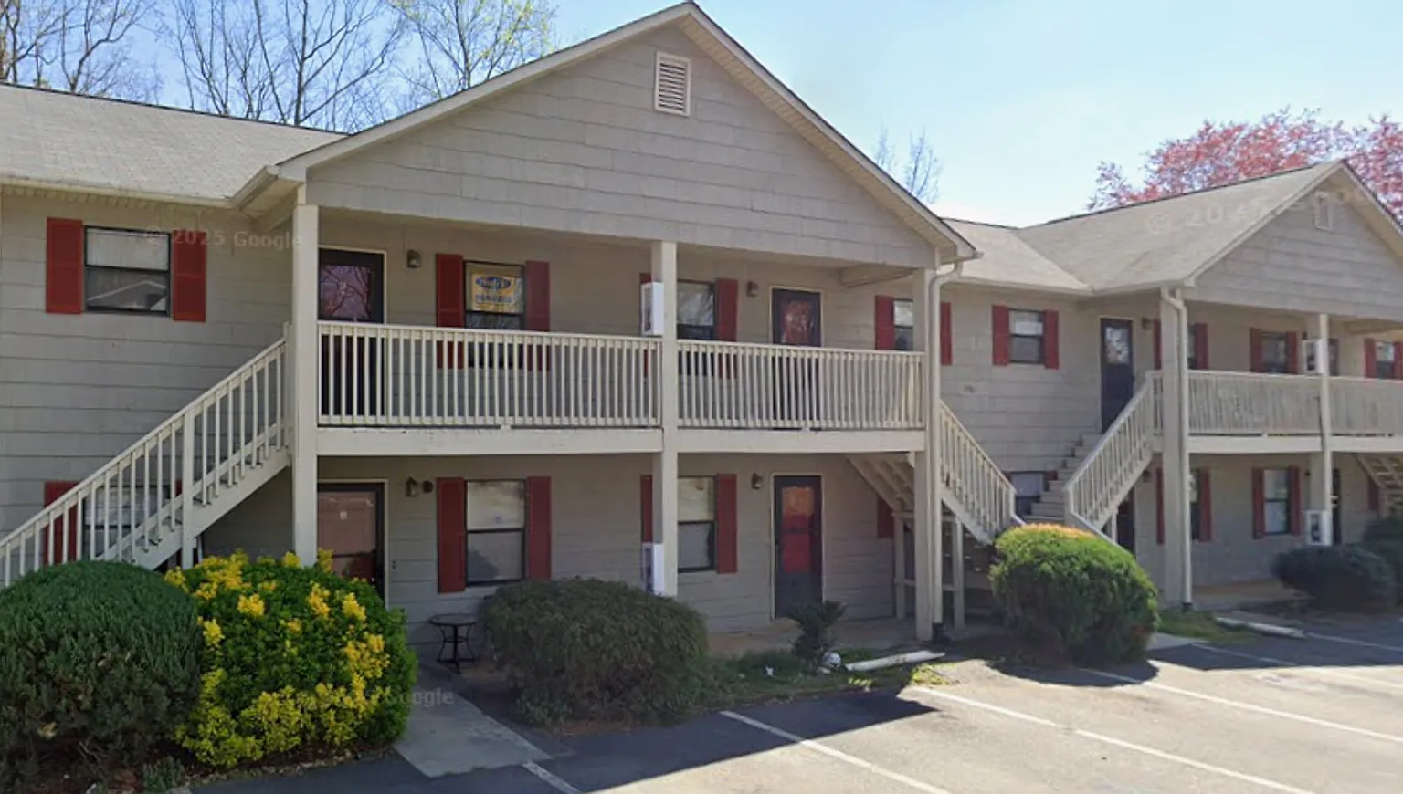Oak Hill — Photo 1