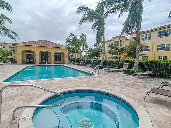 5th image of 211 Ocean Bay Dr #211