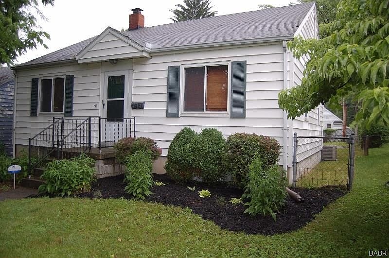 1st image of 1208 Highland Ave