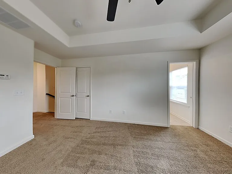975 Society Cir SW — Photo 6