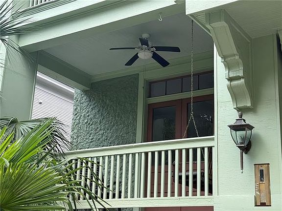 2nd image of 1674 Soniat St APT 4