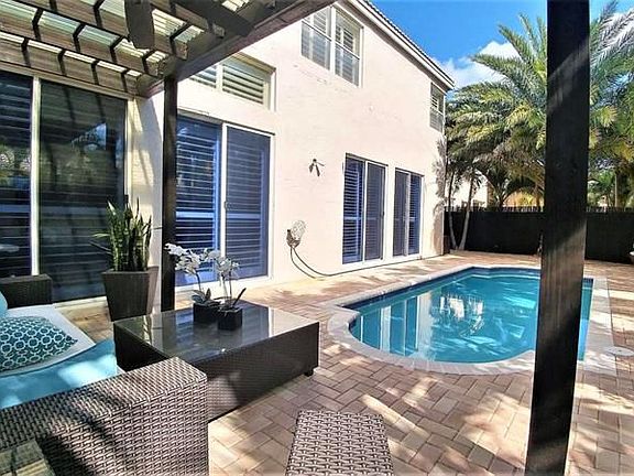 4th image of 2123 Chagall Cir