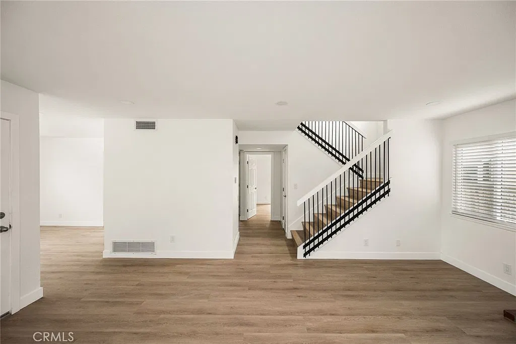 4 bed, 1936 sqft, $5,500 — Photo 4