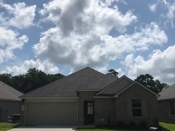 28384 Longfellow Ln, Albany, LA 70711