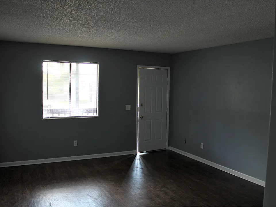 5136 Westchase Ct #2