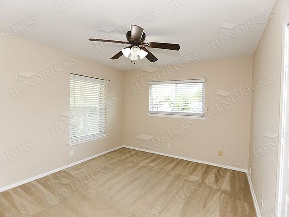 3rd image of 4202 Valley Pike