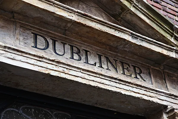 Rented by R New York | media 12