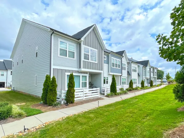 1262 Brawley School Rd #A, Mooresville, NC 28117