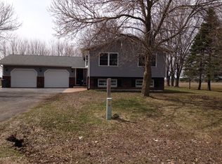 401 N 4th St, Dorchester, WI 54425