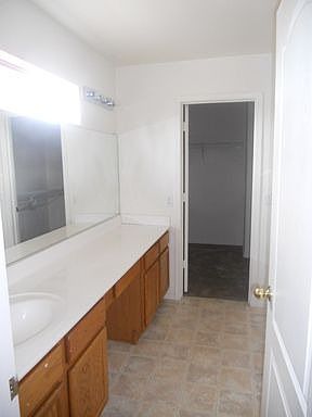 5th image of 10630 W Nez Perce St