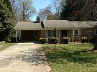 211 Pine Rd, Mount Holly, NC 28120