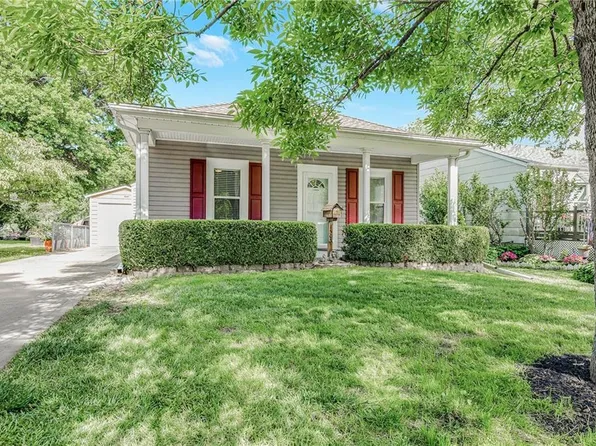 1503 S Spring St, Independence, MO 64055