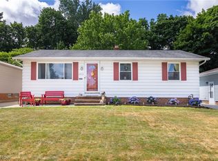 17713 Naomi Ave, Cleveland, OH 44111