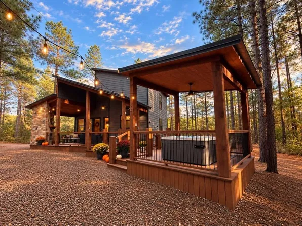 28 Hobie Cat Ln, Broken Bow, OK 74728