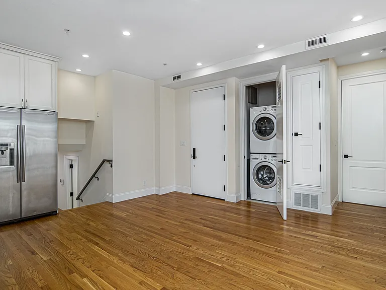 639A Natoma St — Photo 15