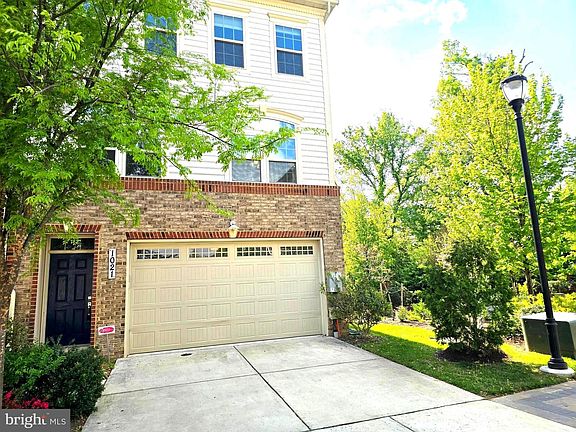 2nd image of 1021 Mutual Pl