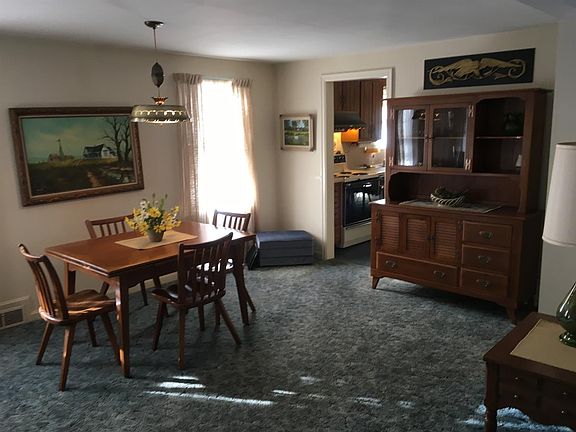 2nd image of 30 Overlook Dr