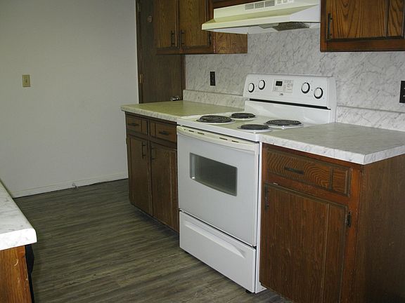 5th image of 9903 Welch Dr