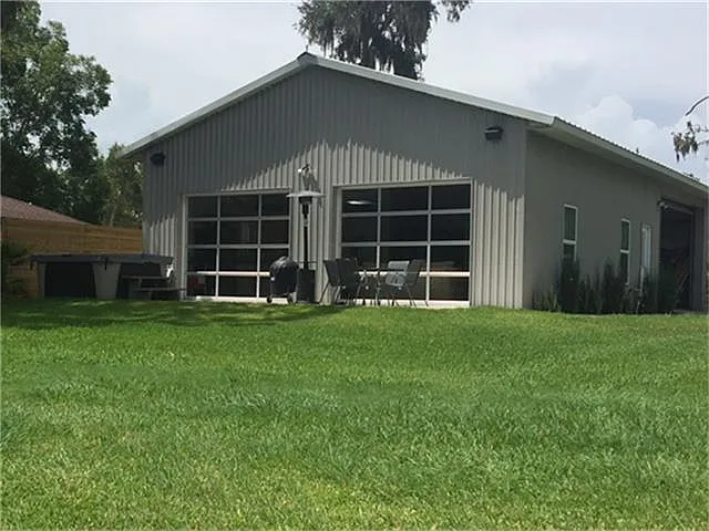 1 bed, 1.0 bath, 1500 sqft, $2,500 — Photo 2
