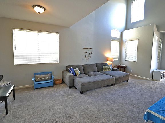 3rd image of 233 Vista Del Mar Dr