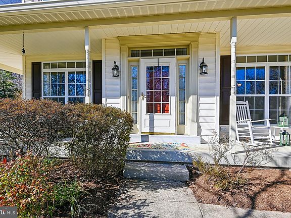 3rd image of 3225 Homewood Rd