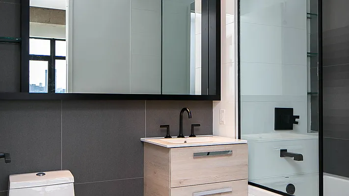 Rented by Nooklyn NYC LLC | media 98