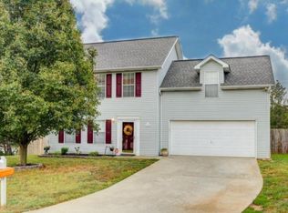 1400 Windgrove Ln, Knoxville, TN 37912