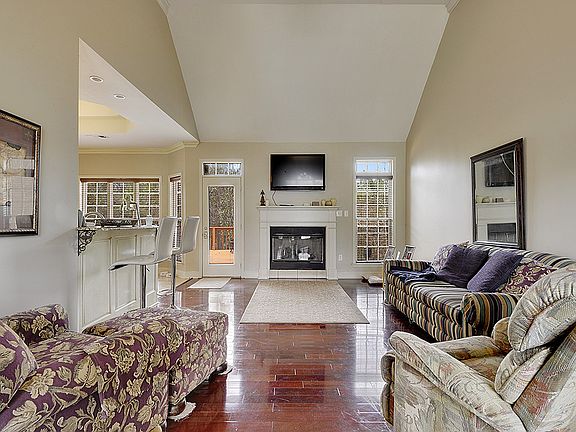 3rd image of 15551 Tranquil Lake Dr