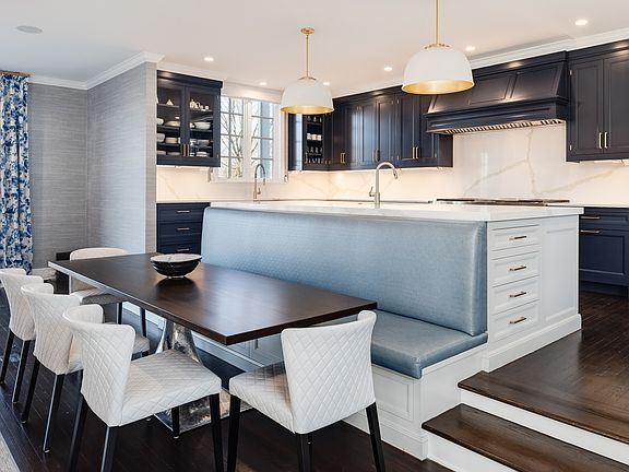 425 Grace Church Street