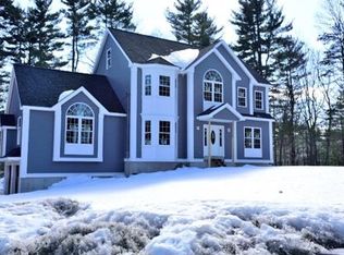 8 Cottage Rd, Andover, MA 01810