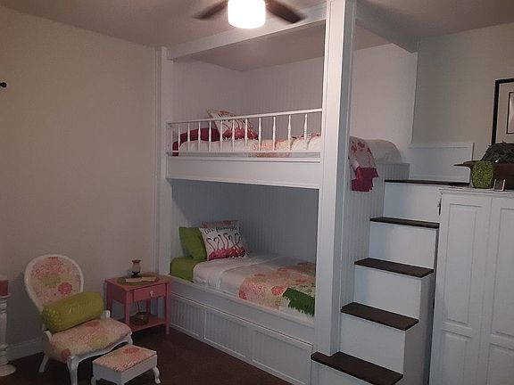 Guest room with custom beds 