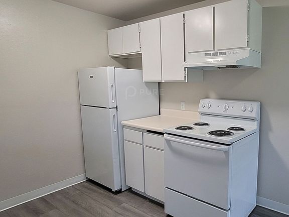 4th image of 8602 S C St #A8