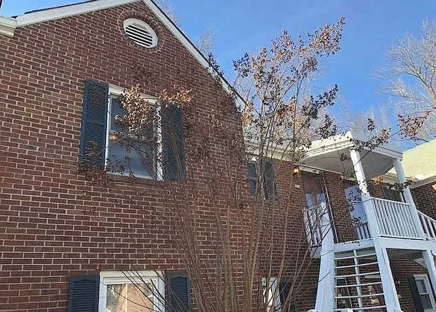 2 bed 2 bath Condo for Rent — Photo 1