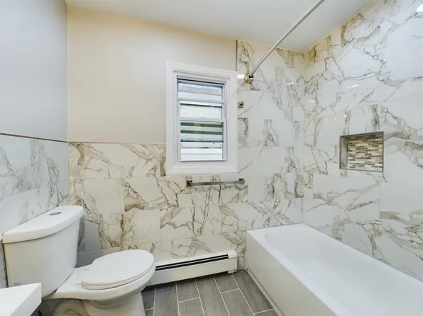 10 East View Court image 17 of 20