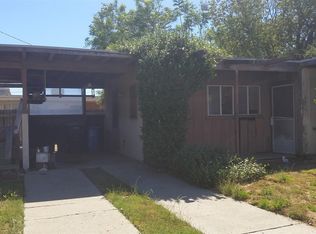 208 Lucada St, Santa Paula, CA 93060
