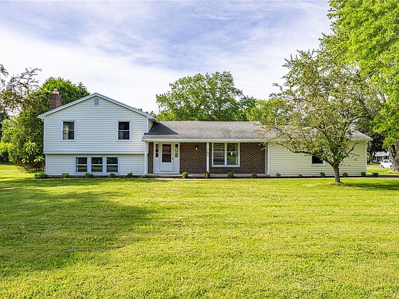 5th image of 1193 Appian Dr