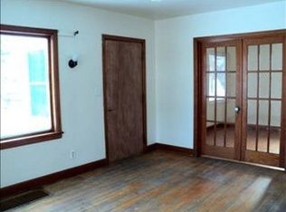 517 1st St NE, Minot, ND 58703