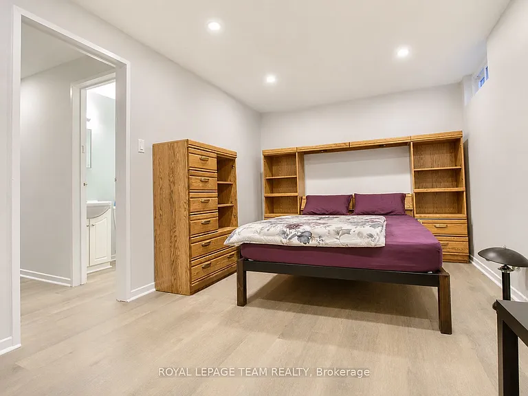 19 McClintock Way #100 — Photo 12