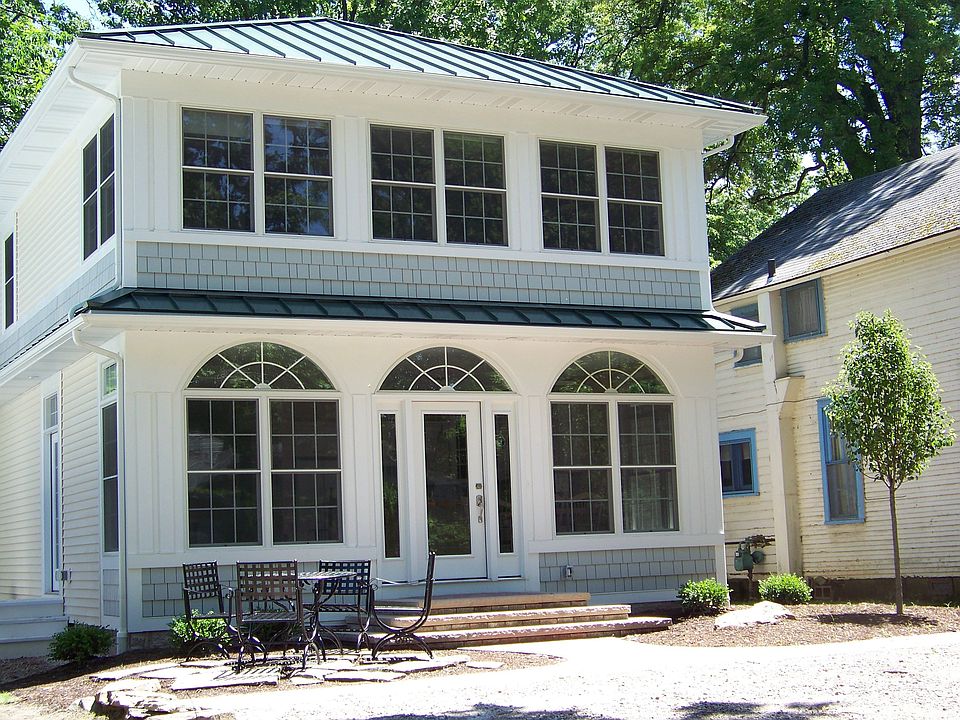 1st image of 343 Oak Ave