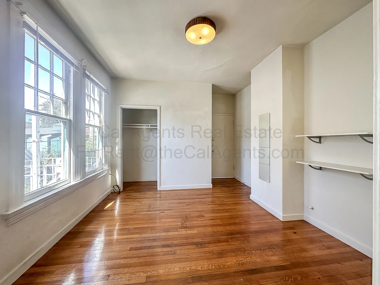Studio, 285 sqft, $1,750 — Photo 2