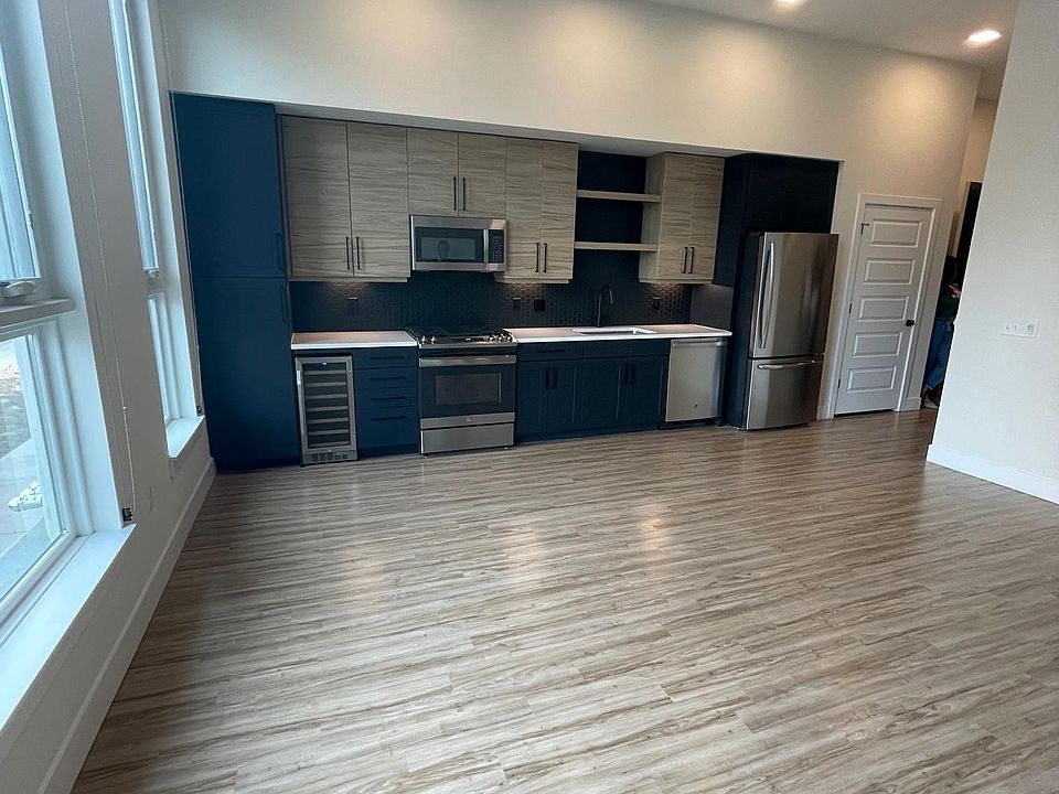 1st image of 1375 E 19th Ave #107