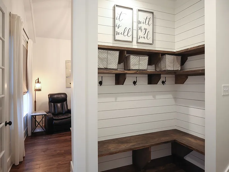 237 Stephens Valley Blvd — Photo 19