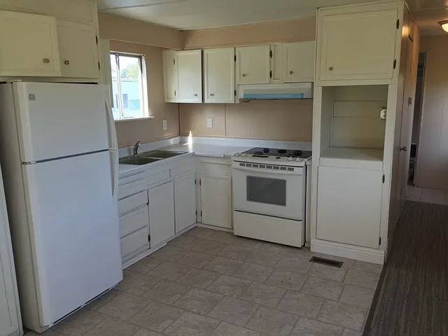 5839 Rupert Ave #G — Photo 3