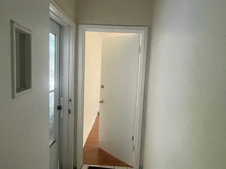 1200 Cherry St NE #1 — Photo 3