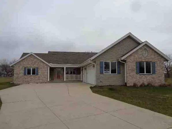 W139S9719 Rockridge Ct, Muskego, WI 53150
