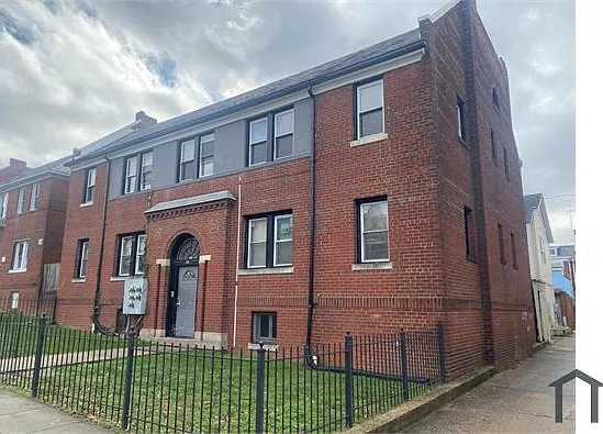 2 bed, $1,950 — Photo 4